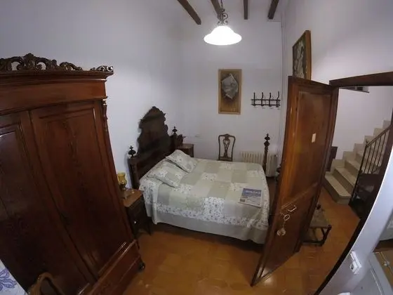 Tek Büyük Yataklı Oda, Ortak Banyo