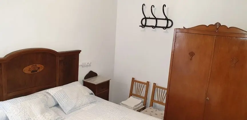 Tek Büyük Yataklı Oda, Ortak Banyo