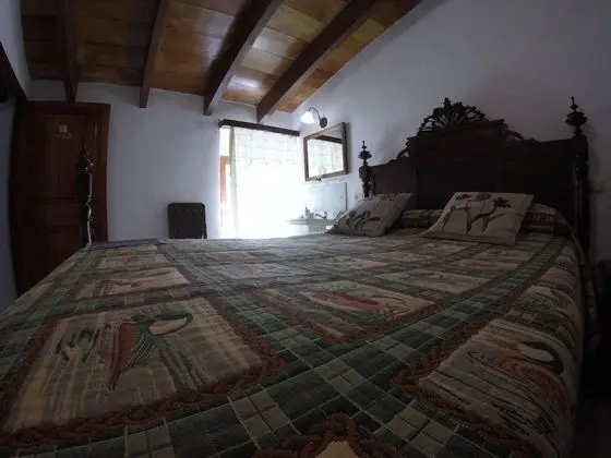 Tek Büyük Yataklı Oda, Ortak Banyo