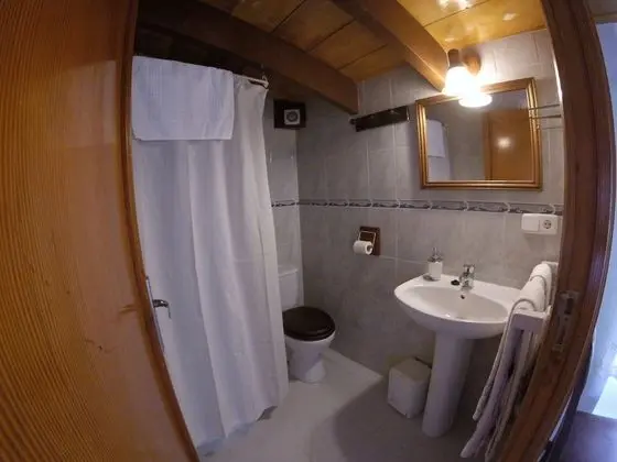 Tek Büyük Yataklı Oda, Özel Banyo (Shared Terrace)