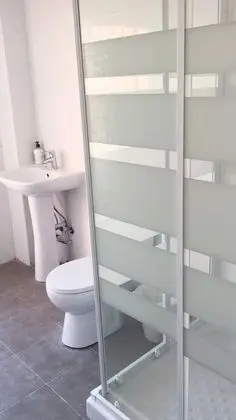 Ortak Ranzalı Oda, Karma Ranzalı Oda, Ortak Banyo
