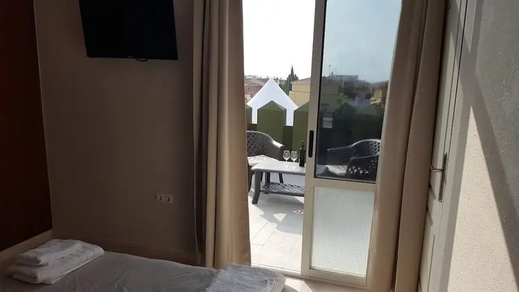 Tek Büyük Yataklı Oda, Teras