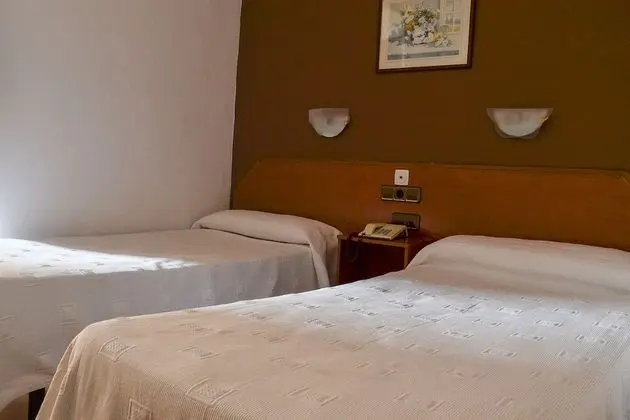 Tek Büyük veya İki Ayrı Yataklı Oda