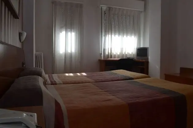 Tek Büyük veya İki Ayrı Yataklı Oda