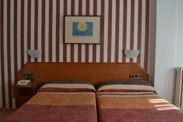 Tek Büyük veya İki Ayrı Yataklı Oda