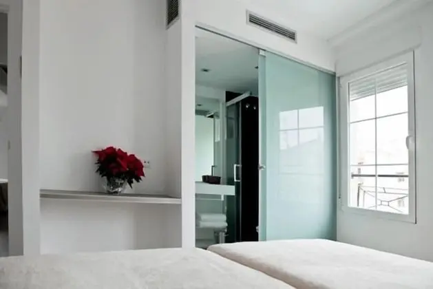 Tek Büyük veya İki Ayrı Yataklı Oda