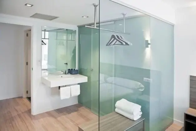 Tek Büyük veya İki Ayrı Yataklı Oda