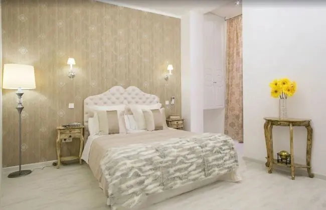 Deluxe Tek Büyük Yataklı Oda (Interior)