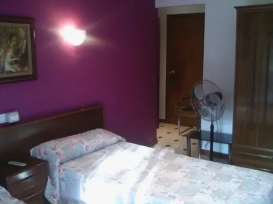 Tek Büyük Yataklı Oda