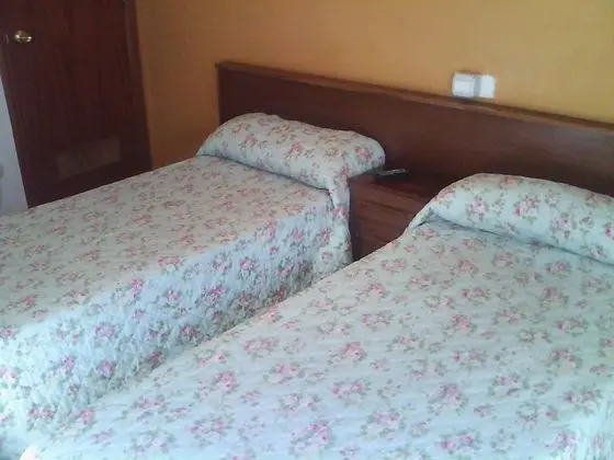 Tek Büyük Yataklı Oda, Ortak Banyo