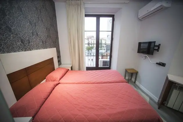 Standard Tek Büyük Yataklı Oda, 1 Çift Kişilik Yatak, Balkon, Şehir Manzaralı