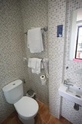 Tek Büyük Yataklı Oda, 1 Çift Kişilik veya 2 Tek Kişilik Yatak, Balkon, Şehir Manzaralı