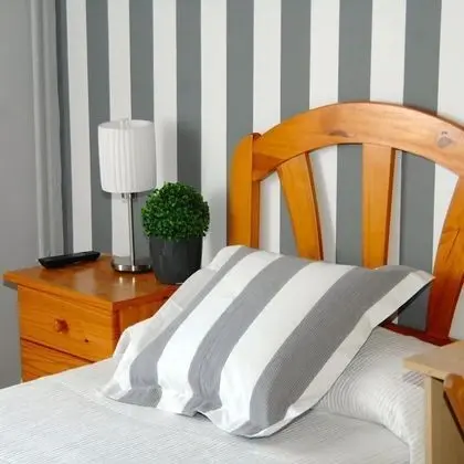 Basic Tek Büyük Yataklı Oda