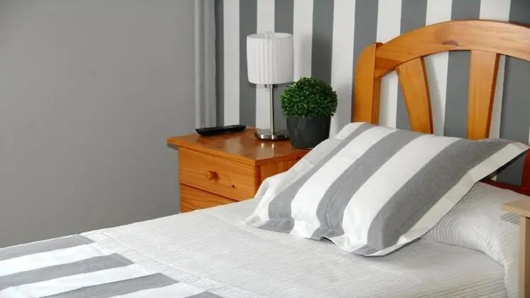 Basic Tek Büyük Yataklı Oda