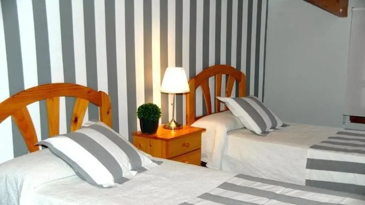 Basic Tek Büyük Yataklı Oda