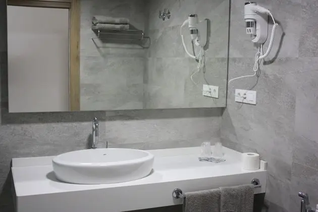 Deluxe Tek Büyük Yataklı Oda, 1 Büyük (Queen) Boy Yatak