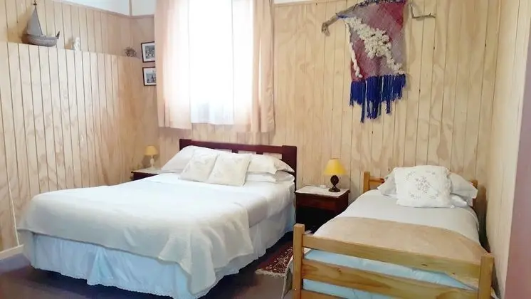 Üç Kişilik Oda
