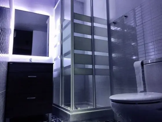 Üç Kişilik Oda, Özel Banyo