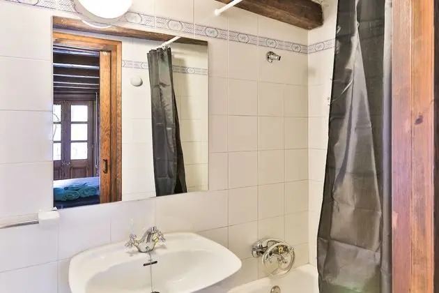 Deluxe Tek Büyük Yataklı Oda, Küvet