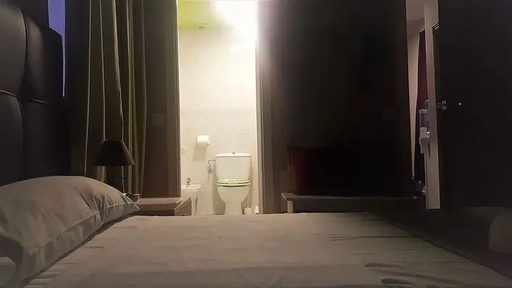 Classic Tek Büyük Yataklı Oda