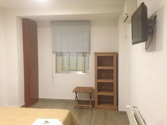 Tek Büyük Yataklı Oda