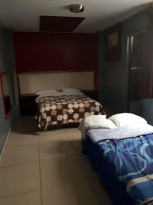 İki Ayrı Yataklı Oda, 2 Çift Kişilik Yatak