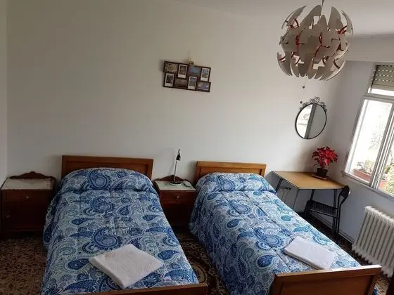 İki Ayrı Yataklı Oda, Ortak Banyo, Şehir Manzaralı