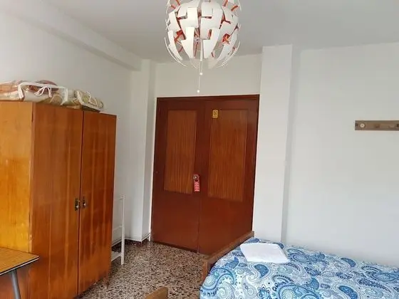 İki Ayrı Yataklı Oda, Ortak Banyo, Şehir Manzaralı