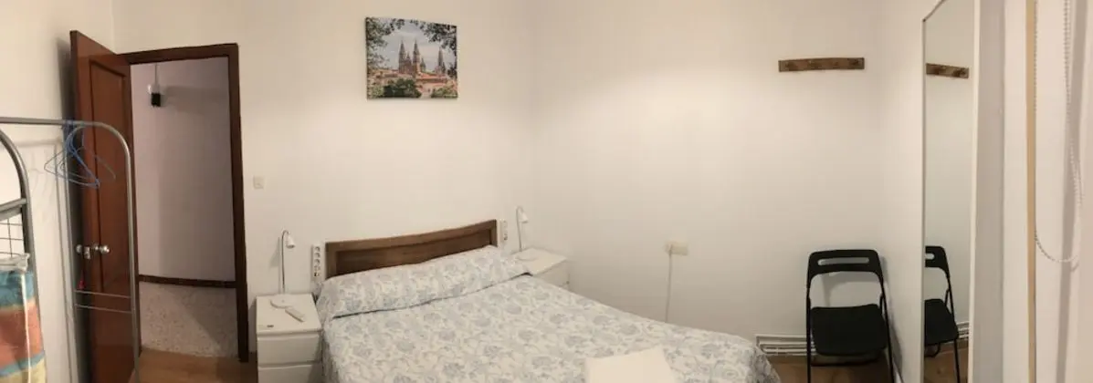 Tek Büyük Yataklı Oda, Ortak Banyo