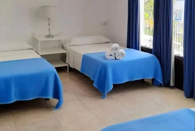 Üç Kişilik Oda, Balkon