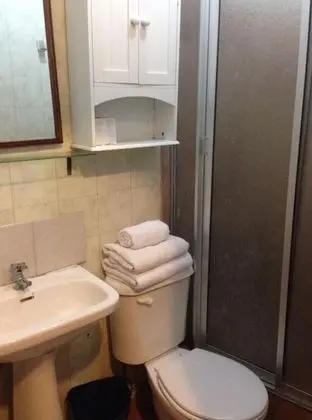 Tek Büyük Yataklı Oda, 2 Tek Kişilik Yatak
