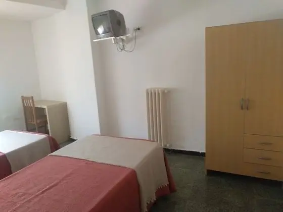 Tek Büyük Yataklı Oda