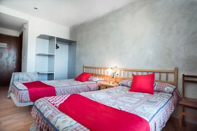 Tek Büyük veya İki Ayrı Yataklı Oda