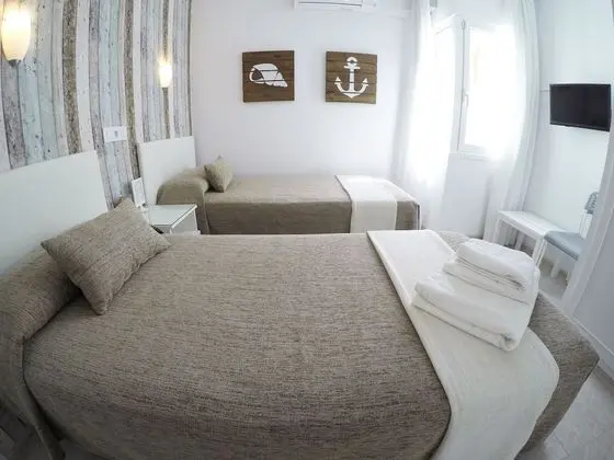 Standard Tek Büyük Yataklı Oda