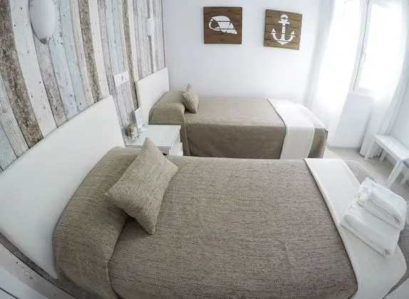 Standard Tek Büyük Yataklı Oda