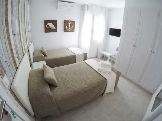 Standard Tek Büyük Yataklı Oda