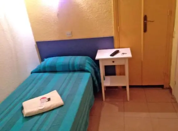 Basic Tek Kişilik Oda, Ortak Banyo