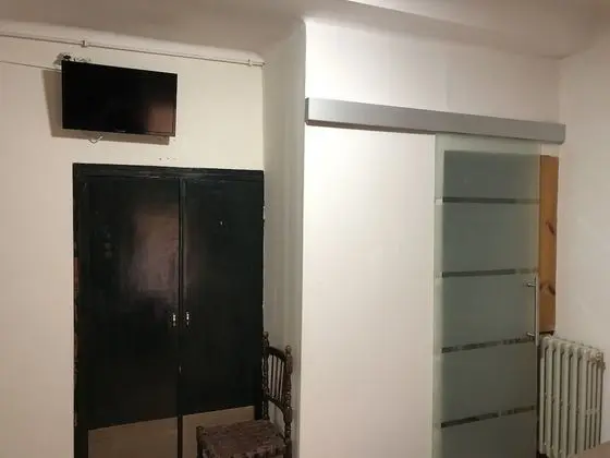 Üç Kişilik Oda