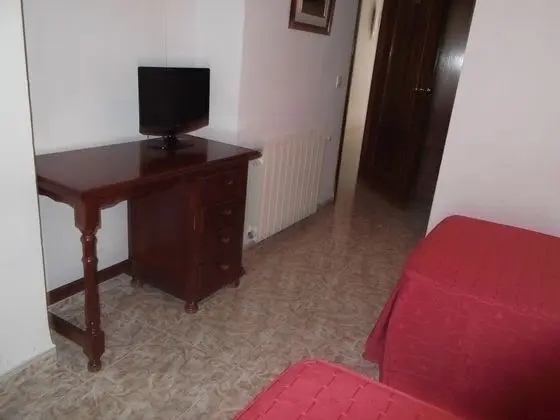 Tek Büyük Yataklı Oda, Ortak Banyo
