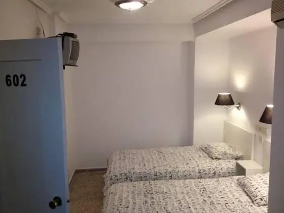 Tek Büyük veya İki Ayrı Yataklı Oda