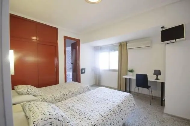 Tek Büyük veya İki Ayrı Yataklı Oda