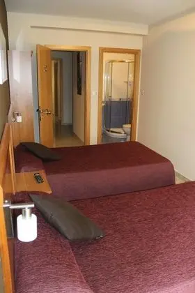 Büyük Yataklı Tek Kişilik Oda, Özel Banyo