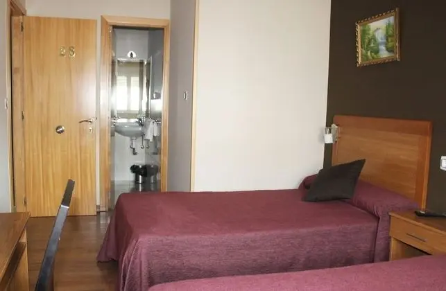 Büyük Yataklı Tek Kişilik Oda, Özel Banyo