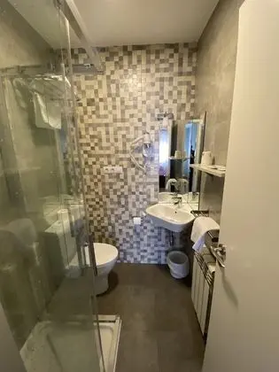 Tek Büyük veya İki Ayrı Yataklı Oda, Özel Banyo