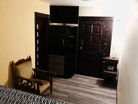 Standard Tek Büyük Yataklı Oda