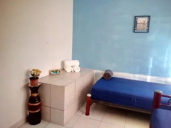 Basic Üç Kişilik Oda, Sigara İçilmez