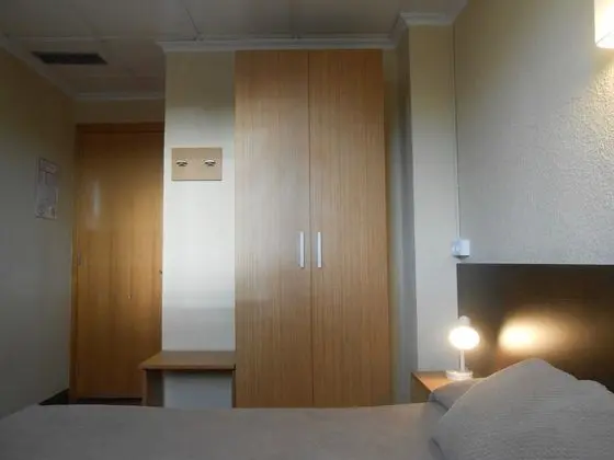 Tek Büyük Yataklı Oda