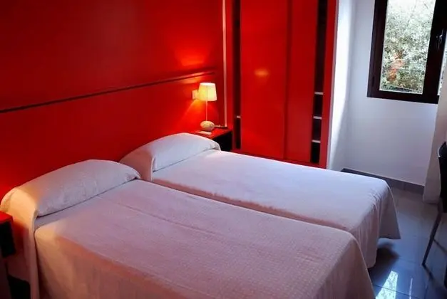 İki Ayrı Yataklı Oda, 2 Tek Kişilik Yatak