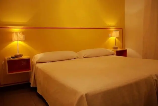 İki Ayrı Yataklı Oda, 2 Tek Kişilik Yatak