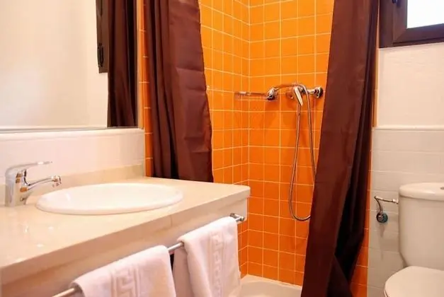 İki Ayrı Yataklı Oda, 2 Tek Kişilik Yatak